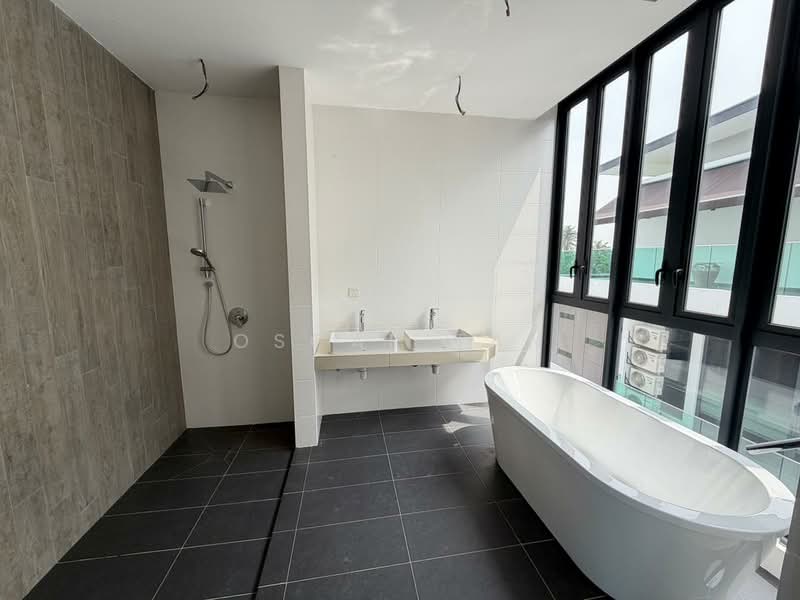 Bungalow for Sale in Shah Alam (Selangor) - Oscar Tan - Bathroom - PropertyGuru.com.my