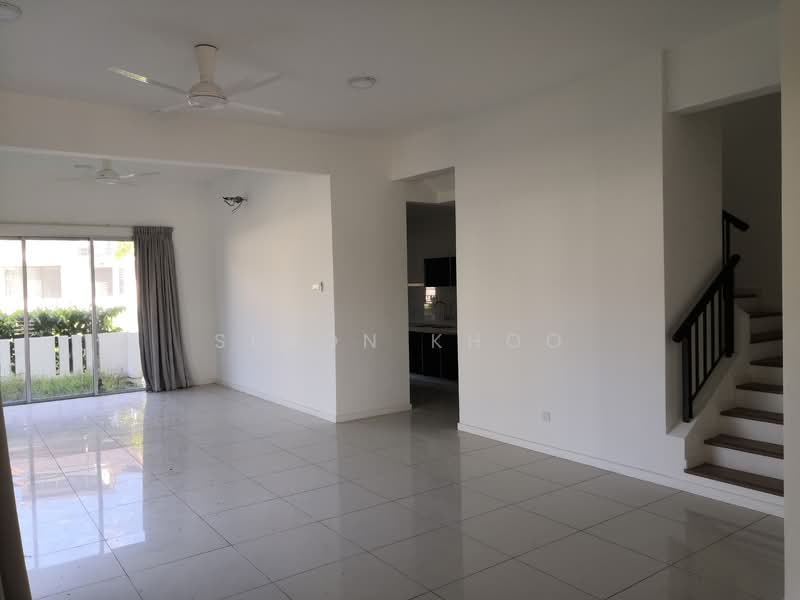 Terraced House for Sale in Bandar Tropicana Aman (Telok Panglima Garang) - Simon Khoo - Living Room - PropertyGuru.com.my