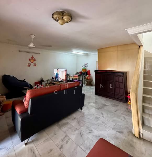2-storey Terraced House for Sale in Taman Sri Putri (Skudai) - Catherine Chiah - Living Room - PropertyGuru.com.my