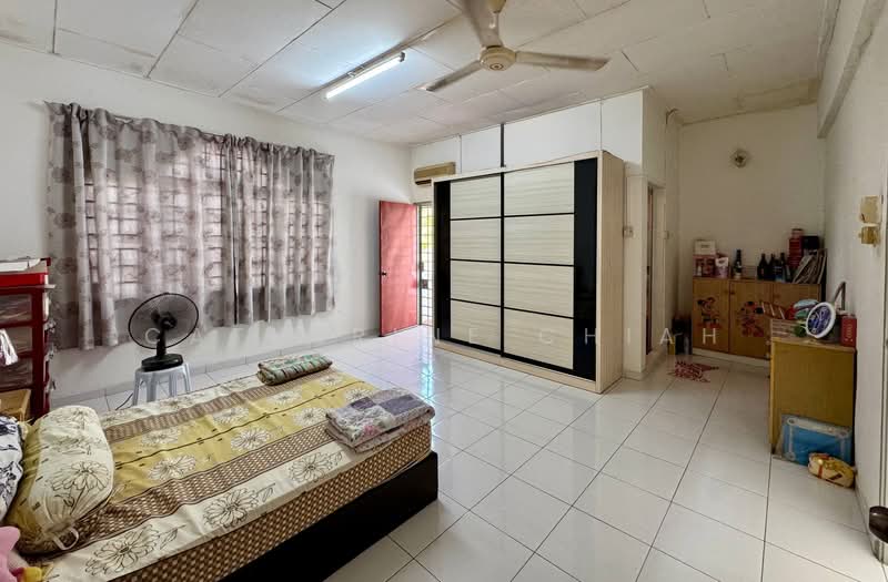 2-storey Terraced House for Sale in Taman Sri Putri (Skudai) - Catherine Chiah - Bedroom - PropertyGuru.com.my