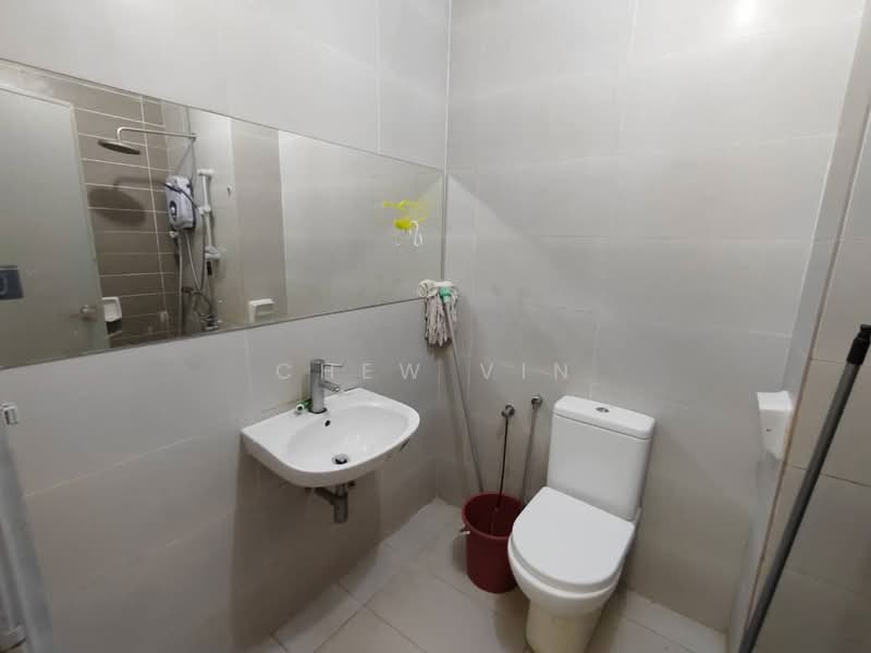 Condominium for Rent at PARC Regency (Residensi Masai) - Chew Vin - Bathroom - PropertyGuru.com.my
