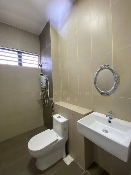 Rumah Teres 2-Tingkat untuk Dijual di Kota Kinabalu (Sabah) - Ching Hui Wong - Bathroom - PropertyGuru.com.my
