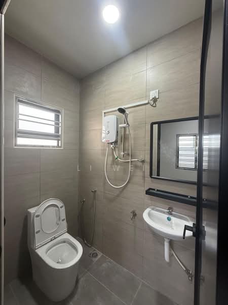 Taman Sentosa Tamans Sentosas Taman Sentosas untuk Untuk Disewa - RM 3,000 /bulan, Mac 2026 - Bathroom - PropertyGuru.com.my