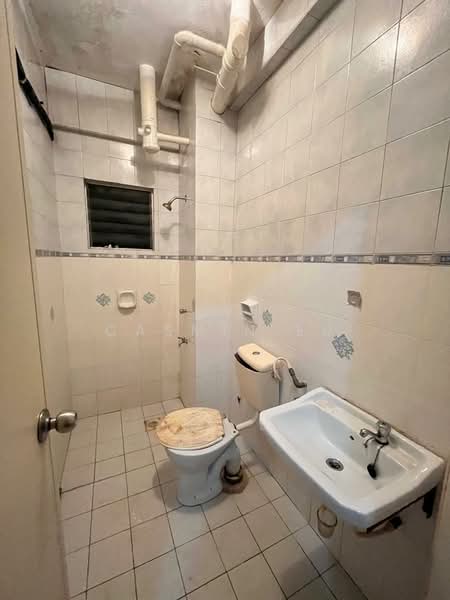 Vista Seri Alam untuk Untuk Dijual - RM 280,000, Mac 2026 - Bathroom - PropertyGuru.com.my