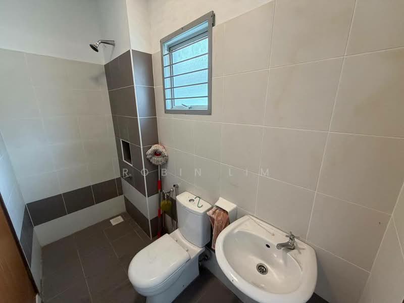 2-storey Terraced House for Sale in Nusa Bayu (Iskandar Puteri (Nusajaya)) - Robin Lim - Bathroom - PropertyGuru.com.my