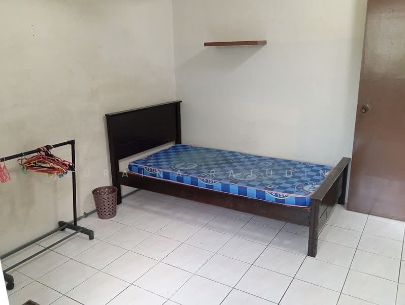 Pangsapuri Perdana untuk Untuk Disewa - RM 1,600 /bulan, Mac 2026 - Bedroom - PropertyGuru.com.my