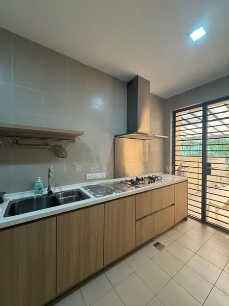 Semi-Detached House for Rent in Leisure Farm (Gelang Patah) - Albee Liew - Kitchen - PropertyGuru.com.my
