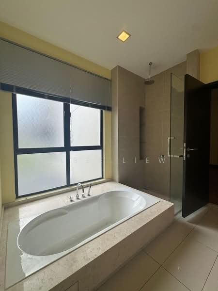 Semi-Detached House for Rent in Leisure Farm (Gelang Patah) - Albee Liew - Bathroom - PropertyGuru.com.my