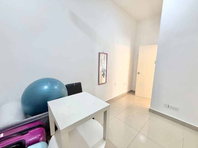 Cluster House for Sale in Taman Desiran Bayu (Puchong) - Azli Ibrahim - Interior - PropertyGuru.com.my