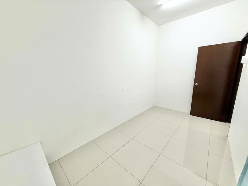 Cluster House for Sale in Taman Desiran Bayu (Puchong) - Azli Ibrahim - Interior - PropertyGuru.com.my