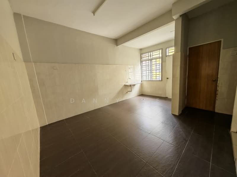2-storey Terraced House for Sale in Taman Putri Kulai (Kulai) - Danny See - Interior - PropertyGuru.com.my