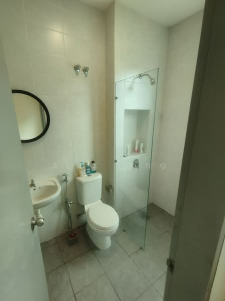 2-storey Terraced House for Sale in Bandar Saujana Putra (Tanjong Duabelas) - Alex Tong - Bathroom - PropertyGuru.com.my