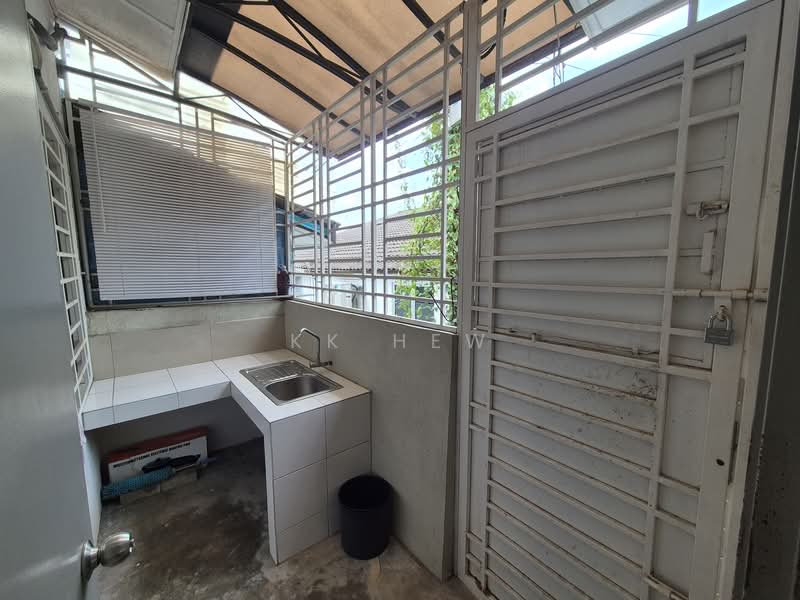 Taman Bukit Mewah untuk Untuk Disewa - RM 1,380 /bulan, Mac 2026 - Exterior - PropertyGuru.com.my