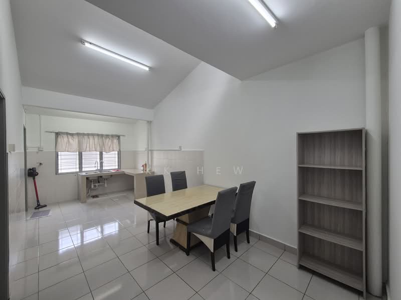 1-storey Terraced House for Rent in Taman Bukit Mewah (Kajang) - KK HEW - Dining Room - PropertyGuru.com.my