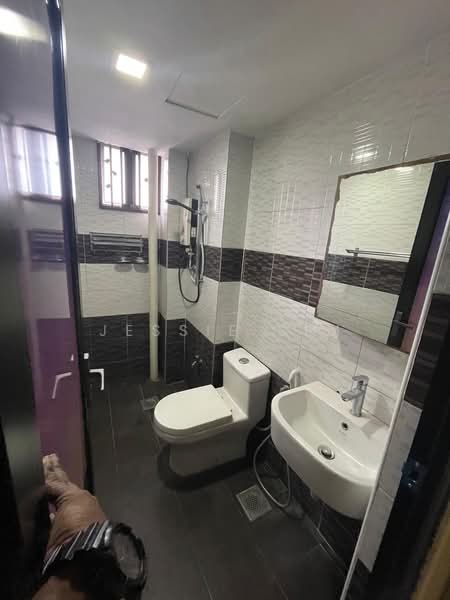 Condominium for Rent at Seri Mas Condominium - Jessie Sim - Bathroom - PropertyGuru.com.my