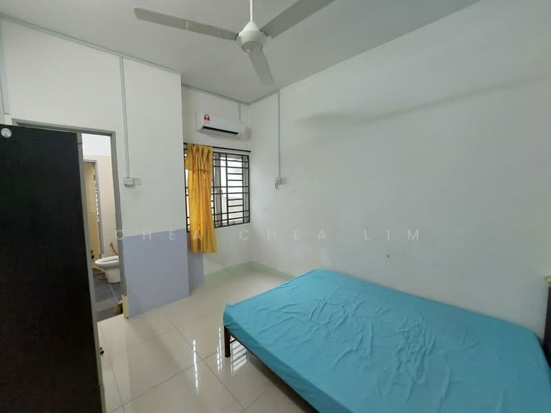Townhouse for Rent in Ipoh (Perak) - Chea Chea Lim - Bedroom - PropertyGuru.com.my