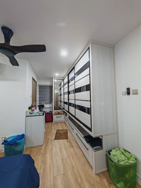 Condominium for Sale at The Straits View Condominium - Annie Low - Bedroom - PropertyGuru.com.my