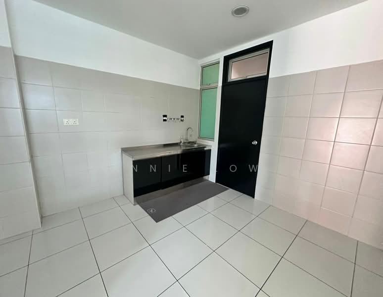 Condominium for Sale at The Straits View Condominium - Annie Low - Kitchen - PropertyGuru.com.my