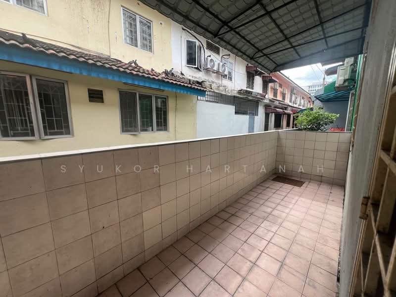 Double Storey Terrace, Taman Kelana Indah SS7, Kelana Jaya untuk Untuk Dijual - RM 790,000, Mac 2026 - Balcony - PropertyGuru.com.my