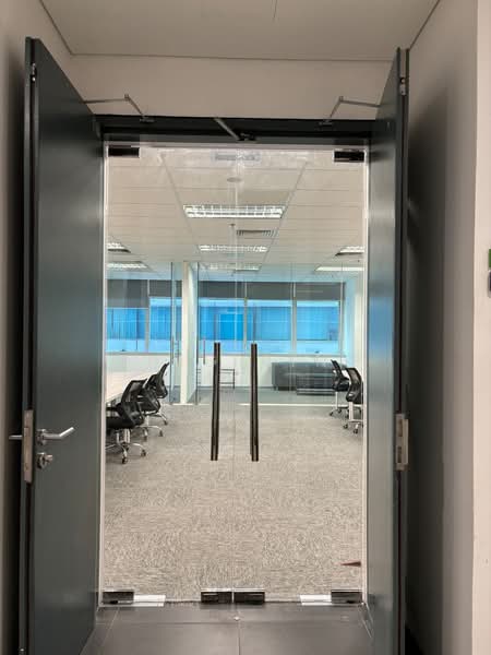 Strata Office Suites @ KL Eco City untuk Untuk Disewa - RM 7,500 /bulan, Mac 2026 - Interior - PropertyGuru.com.my