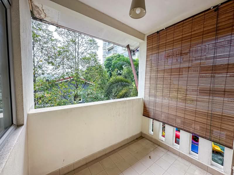 Townhouse Madu Mas untuk Untuk Dijual - RM 590,000, Mac 2026 - Balcony - PropertyGuru.com.my