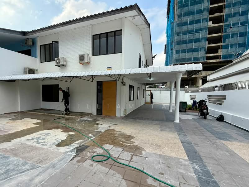 Semi-Detached House for Sale in Taman Majidee (Johor Bahru) - William Tay - Exterior - PropertyGuru.com.my