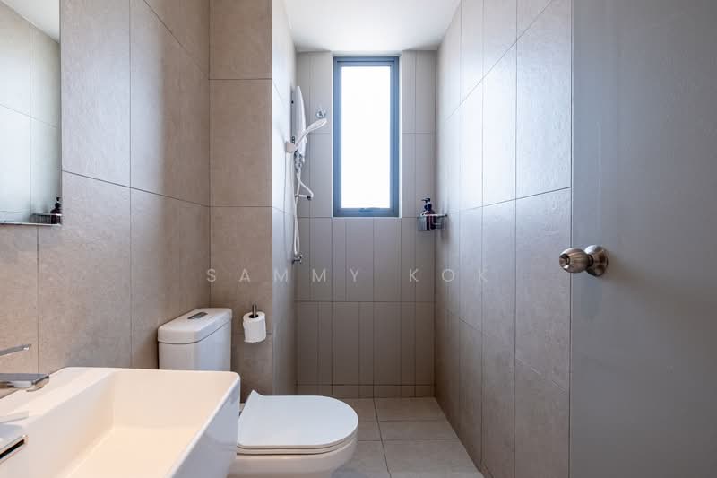 Kenwingston Platz untuk Untuk Disewa - RM 2,200 /bulan, Mac 2026 - Bathroom - PropertyGuru.com.my