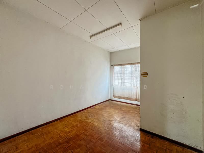 Taman Pinggiran Senawang untuk Untuk Dijual - RM 330,000, Mac 2026 - Interior - PropertyGuru.com.my