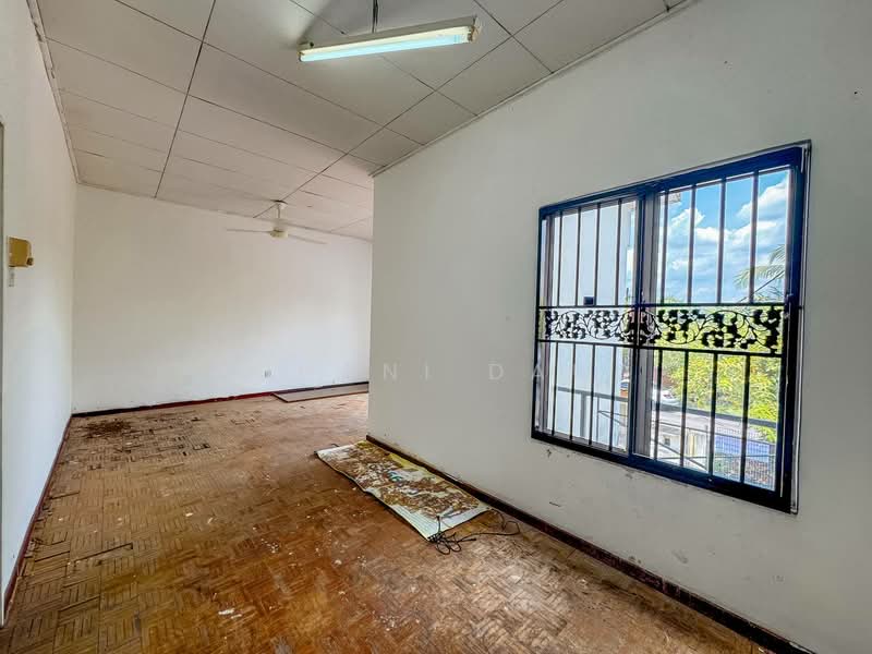 Taman Pinggiran Senawang untuk Untuk Dijual - RM 330,000, Mac 2026 - Interior - PropertyGuru.com.my