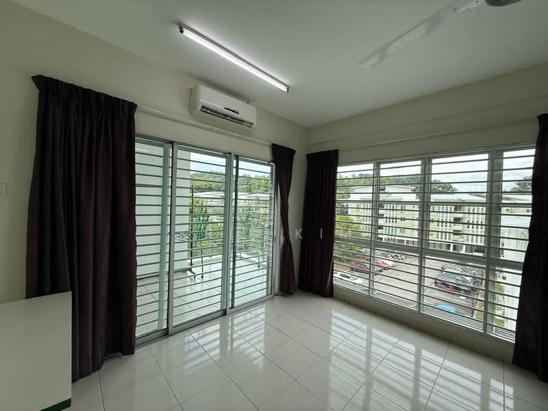 Apartment for Sale at Bayu 1 Residence - Kris Kim - Living Room - PropertyGuru.com.my