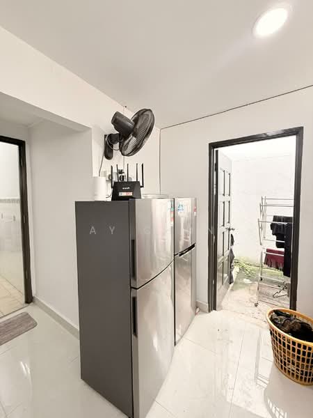 Butik 3, Bandar Kinrara untuk Untuk Disewa - RM 750 /bulan, Mac 2026 - Interior - PropertyGuru.com.my