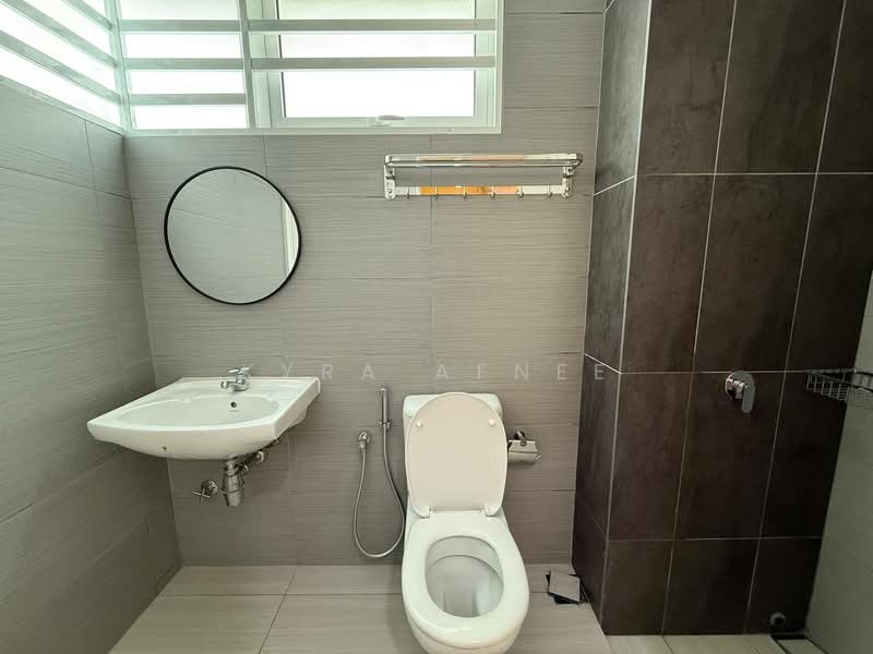 BIG UNIT TURNBERRY 2 Storey Landed Presint 12 Putrajaya untuk Untuk Disewa - RM 3,800 /bulan, Mac 2026 - Bathroom - PropertyGuru.com.my