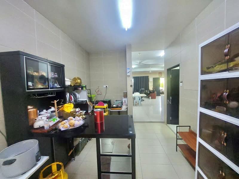Bandar Damai Perdana untuk Untuk Dijual - RM 1,100,000, Mac 2026 - Kitchen - PropertyGuru.com.my