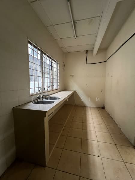 BANDAR PUCHONG JAYA untuk Untuk Dijual - RM 460,000, Mac 2026 - Kitchen - PropertyGuru.com.my