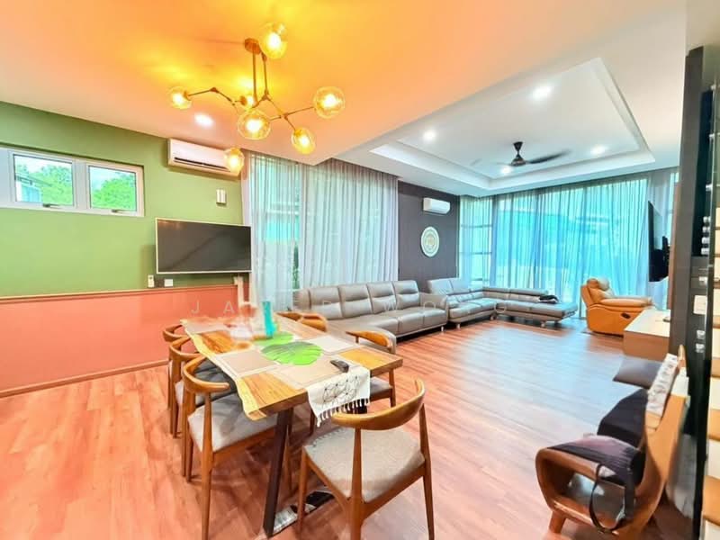 3-storey Terraced House for Sale in Cyberjaya (Selangor) - Jared Wong - Living Room - PropertyGuru.com.my