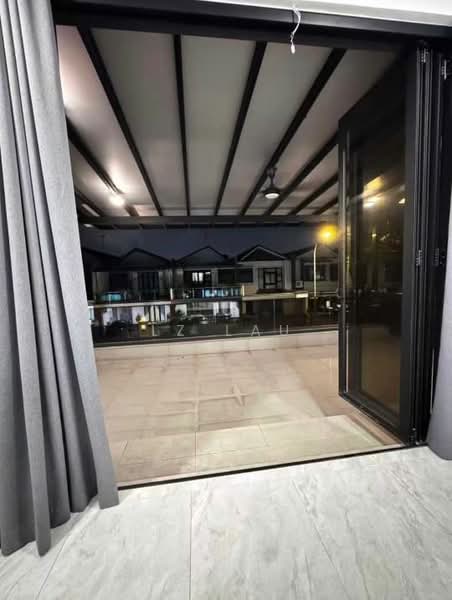 Taman Redang untuk Untuk Dijual - RM 1,278,000, Mac 2026 - Balcony - PropertyGuru.com.my