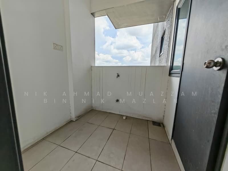 Emira Residence untuk Untuk Dijual - RM 695,000, Mac 2026 - Balcony - PropertyGuru.com.my