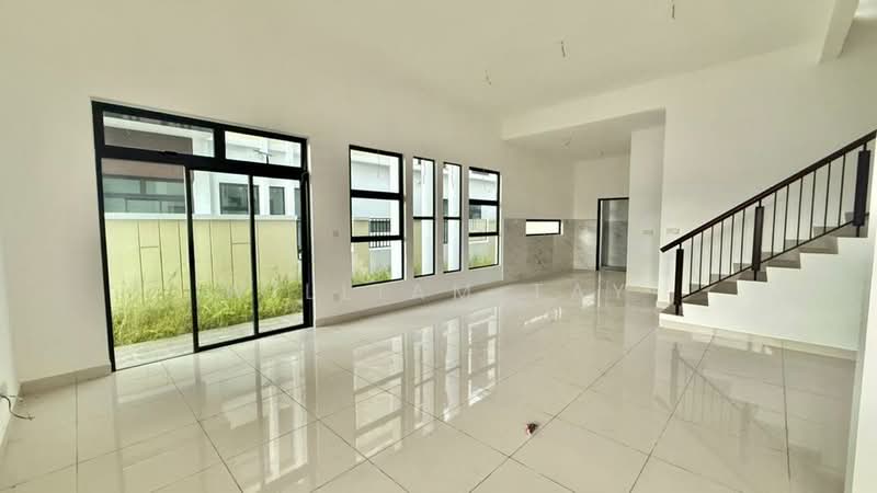 Cluster House for Sale in Taman Impian Emas (Skudai) - William Tay - Living Room - PropertyGuru.com.my