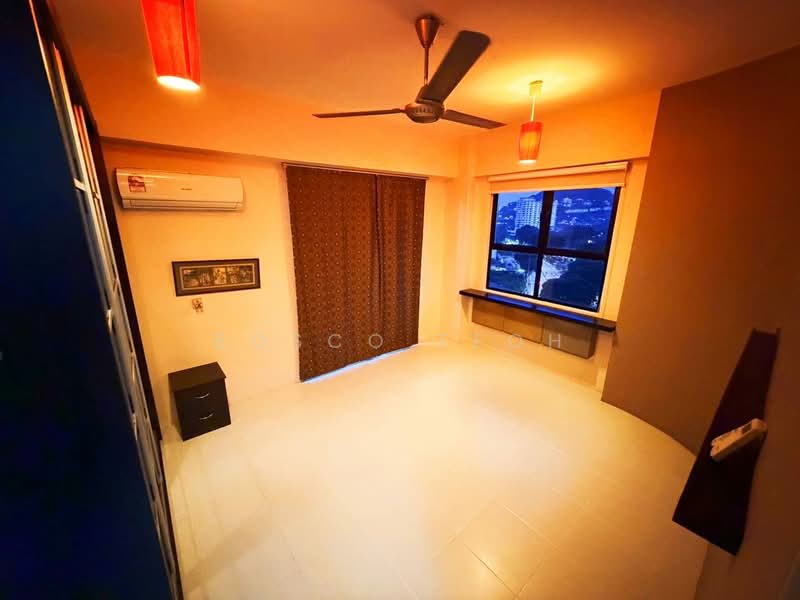 Grand Ocean untuk Untuk Disewa - RM 1,650 /bulan, Mac 2026 - Living Room - PropertyGuru.com.my