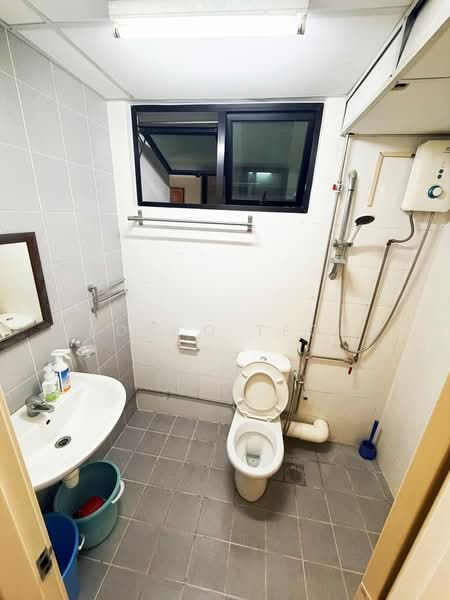 Grand Ocean untuk Untuk Disewa - RM 1,650 /bulan, Mac 2026 - Bathroom - PropertyGuru.com.my