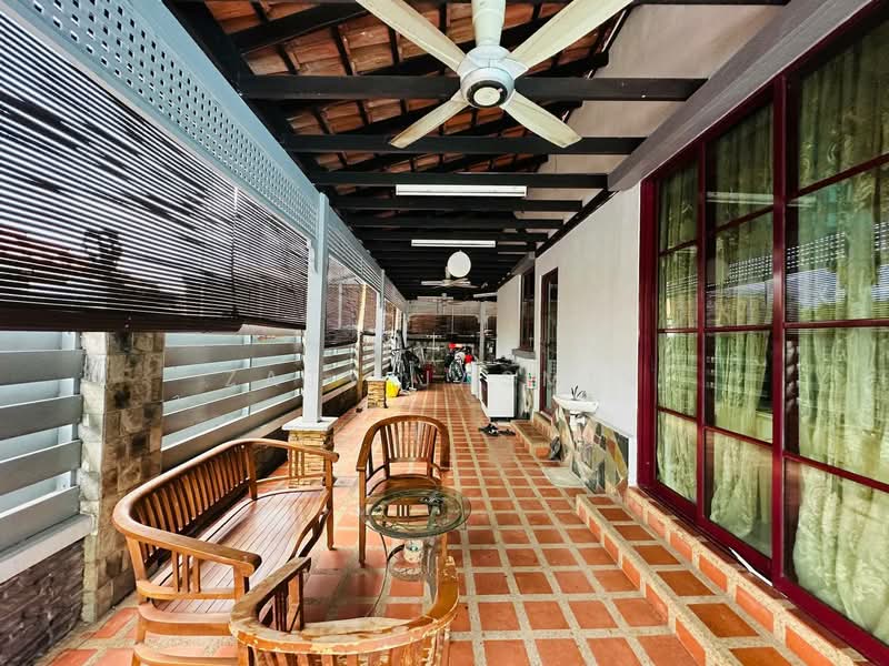 Bungalow for Sale in Ara Damansara (Selangor) - Zaty Jasmin - Balcony - PropertyGuru.com.my