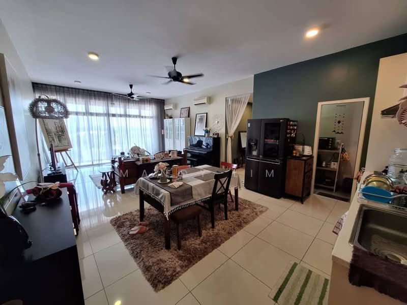Condominium for Rent at Mirage By The Lake - Mandy Lim - Living Room - PropertyGuru.com.my