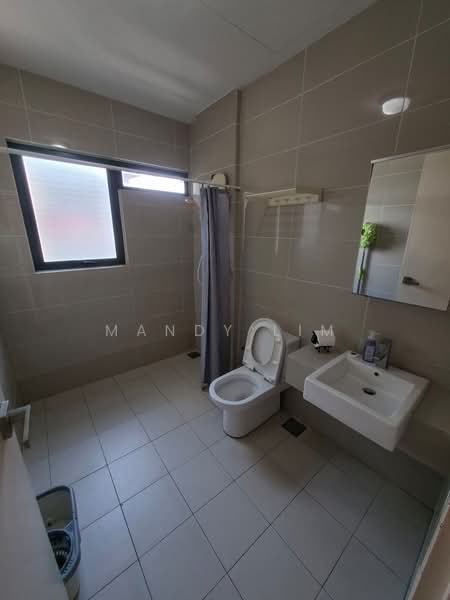 Condominium for Rent at Mirage By The Lake - Mandy Lim - Bathroom - PropertyGuru.com.my