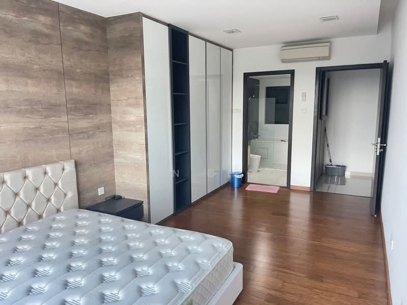 Apartment for Sale at Molek Pine 4 - Fion Choo - Bedroom - PropertyGuru.com.my