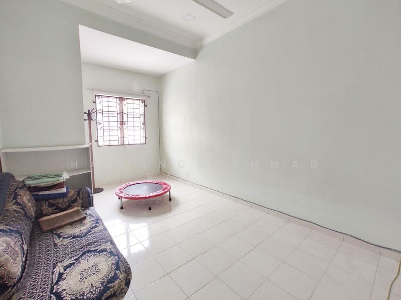 2-storey Terraced House for Sale in Taman Puncak Saujana (Kajang) - Haslinda Ahmad Razali - Living Room - PropertyGuru.com.my