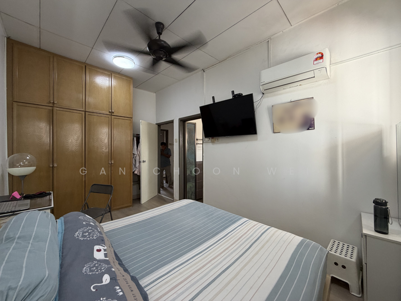2-storey Terraced House for Sale in Usj 13 (Subang Jaya) - Gan Choon Wei - Bedroom - PropertyGuru.com.my