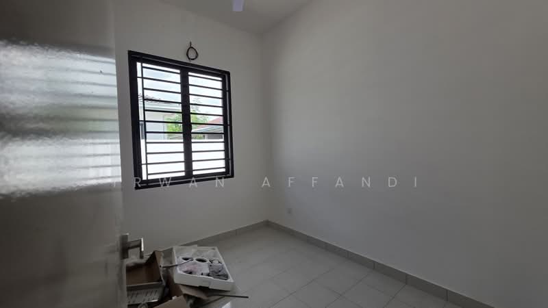 NEW UNIT RENOVATED Single Storey SEMI D Sek 29 Shah Alam untuk Untuk Disewa - RM 1,800 /bulan, Mac 2026 - Interior - PropertyGuru.com.my