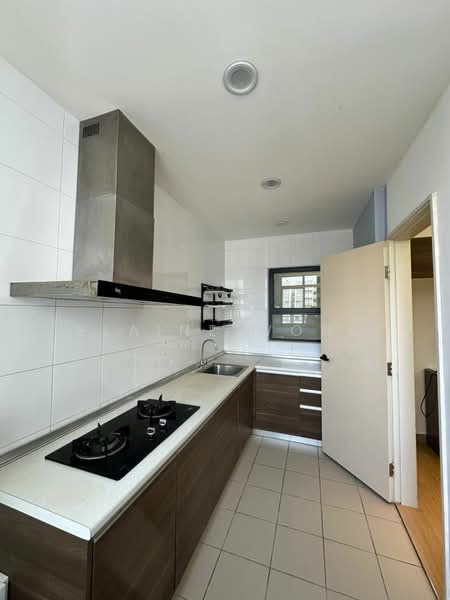Condominium for Rent at Kingfisher Inanam Condominium - Elaine Wong - Kitchen - PropertyGuru.com.my