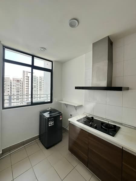 Condominium for Rent at Kingfisher Inanam Condominium - Elaine Wong - Kitchen - PropertyGuru.com.my