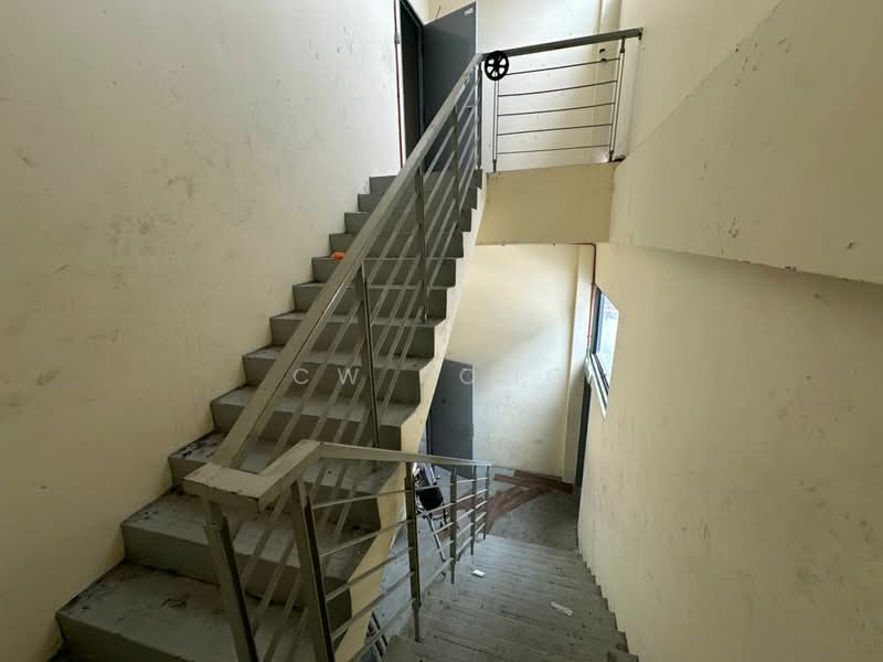 Factory for Rent in Puchong (Selangor) - CW Kong - Corridor - PropertyGuru.com.my